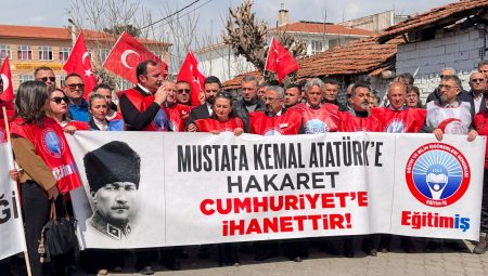 Manisa’da Bir Öğretmen Atatürk’e Hakaretten Tutuklandı!